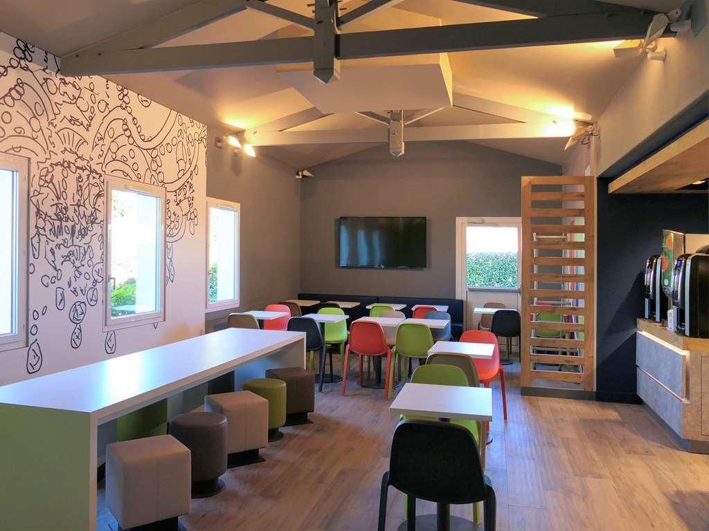 Ibis Budget Perigueux Boulazac Restoran foto